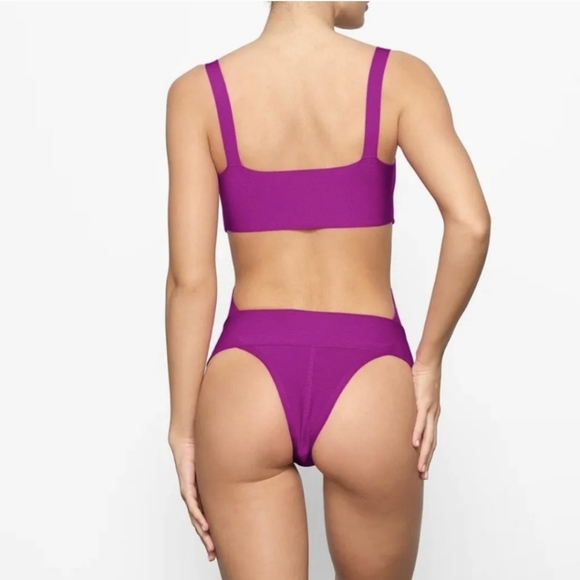 NWT SKIMS KNIT BEACHWEAR MONOKINI IN LOLLIPOP - Picture 2 of 8